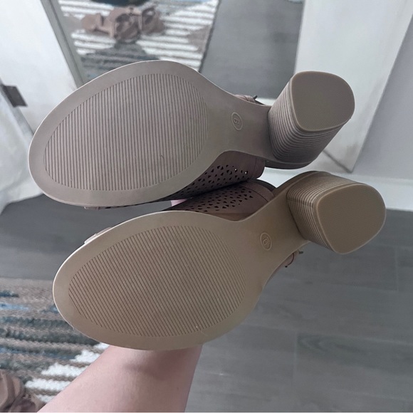 Peep Toe Mule Sandals with Stacked Block Heel - Picture 7 of 7